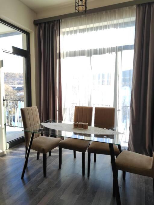 Sunny apartment in Kechi House, Tsaghkadzor Bagian luar foto