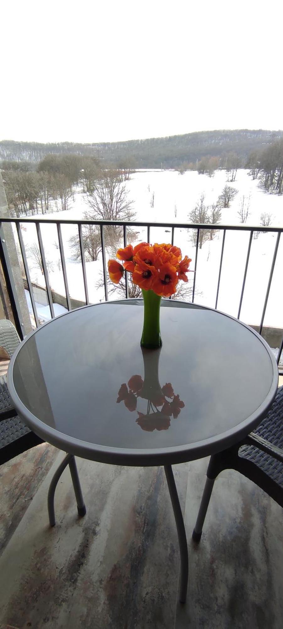 Sunny apartment in Kechi House, Tsaghkadzor Bagian luar foto